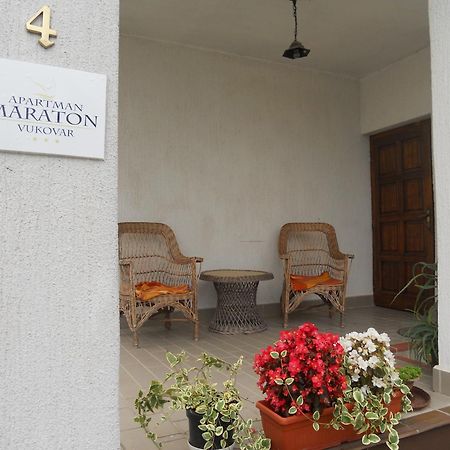 Apartmani Maraton Vukovar Exteriör bild