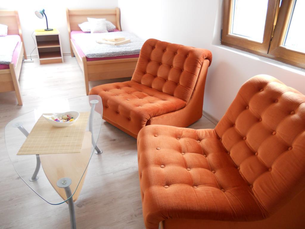 Apartmani Maraton Vukovar Exteriör bild