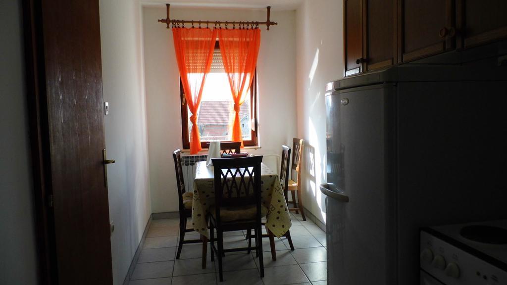 Apartmani Maraton Vukovar Exteriör bild