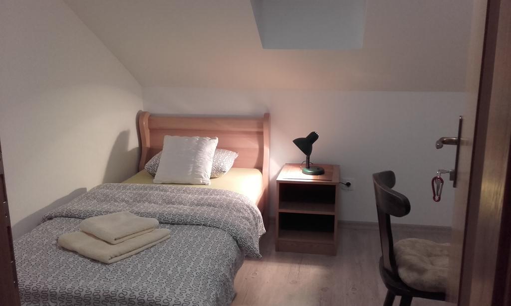 Apartmani Maraton Vukovar Exteriör bild
