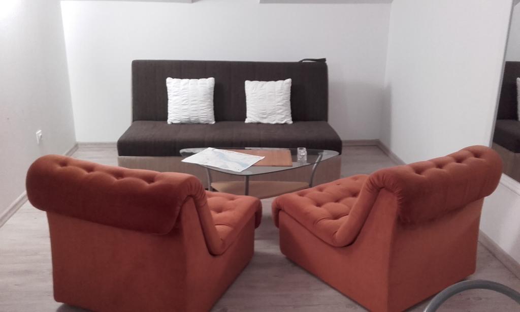 Apartmani Maraton Vukovar Exteriör bild