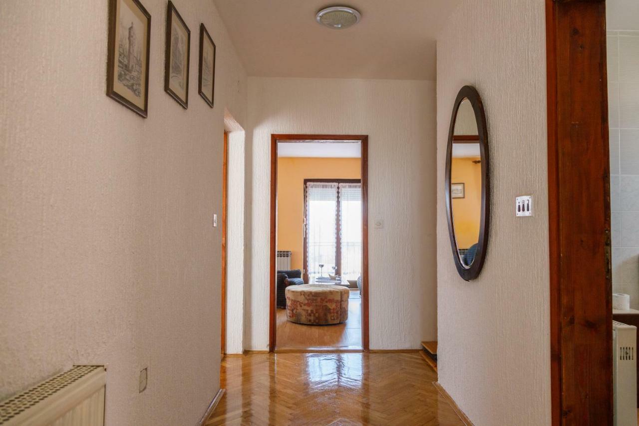 Apartmani Maraton Vukovar Exteriör bild