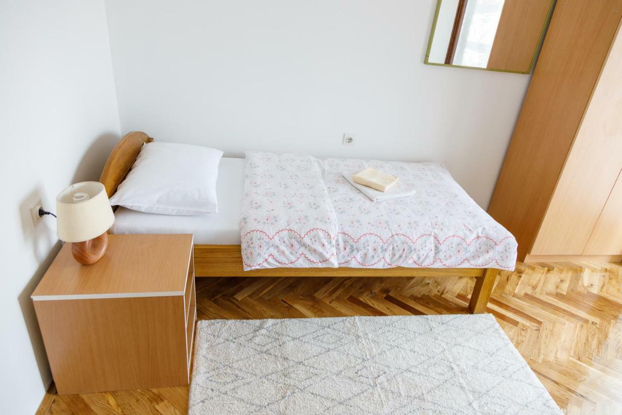 Apartmani Maraton Vukovar Exteriör bild