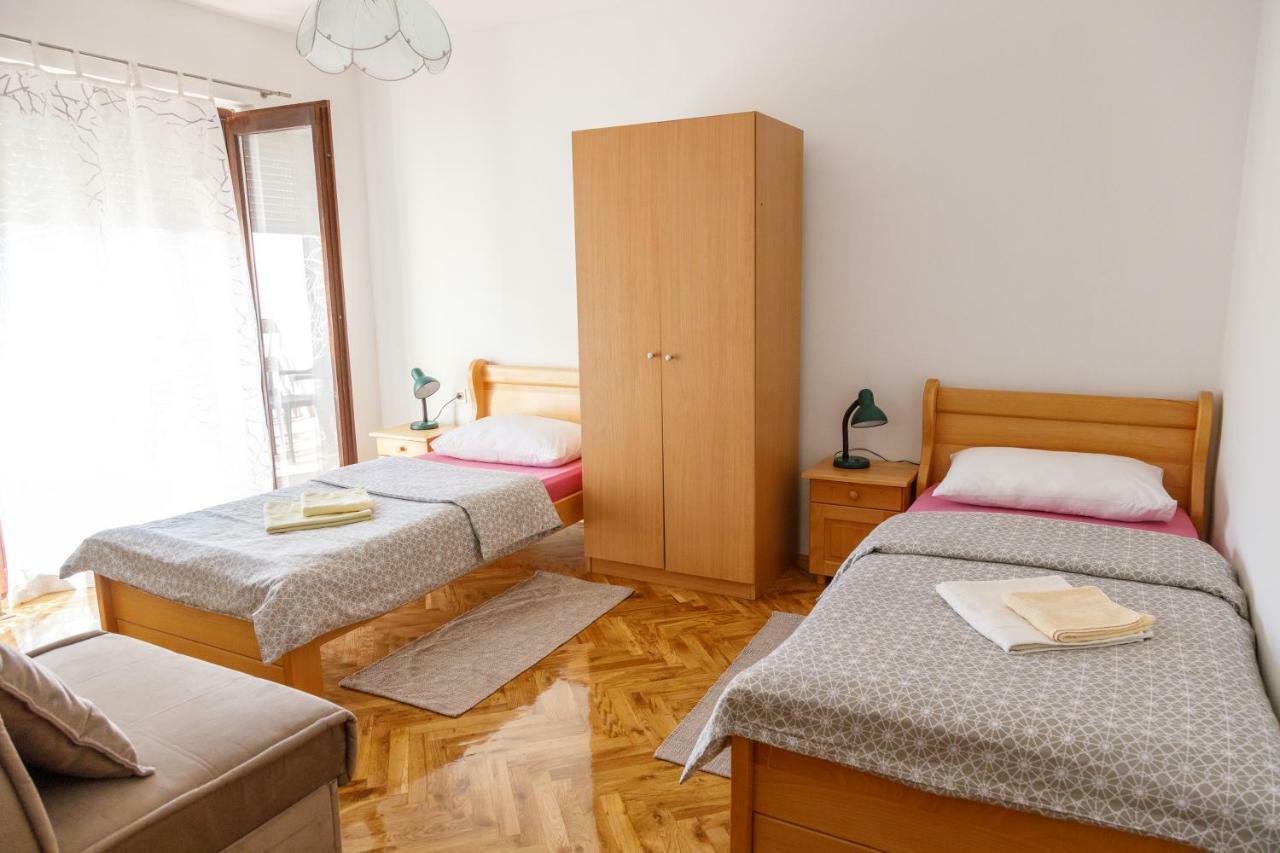 Apartmani Maraton Vukovar Exteriör bild